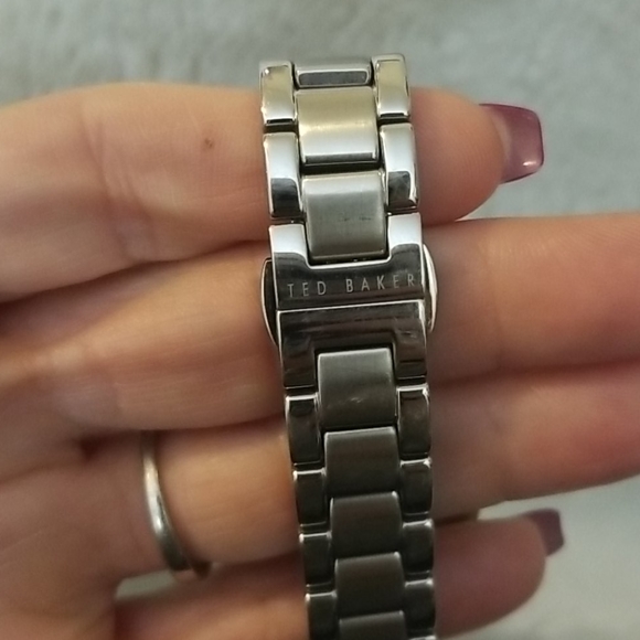 Watch - Picture 4 of 4